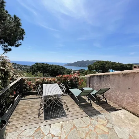 Les Mini-villas De Santa Giulia Βίλα *